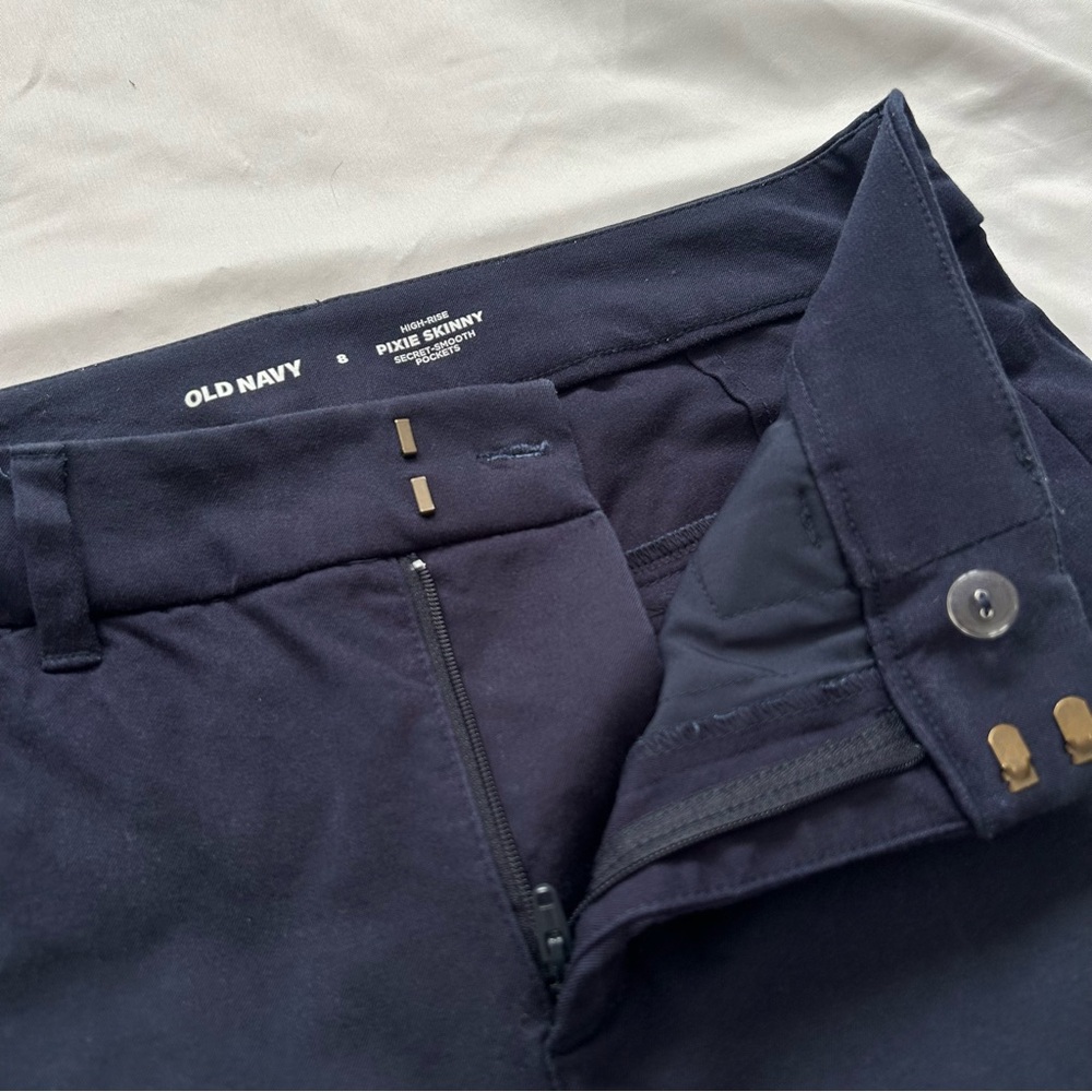 Old Navy High-Rise Pixie Skinny Pants Navy Size 8 - Picture 2 of 5
